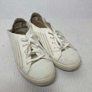 Skechers Knit white Lace up Sneakers sz 7.5